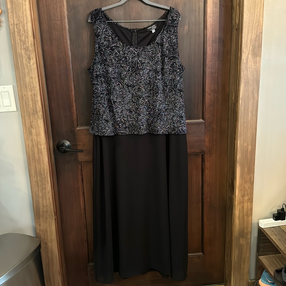 Xscape women navy gown